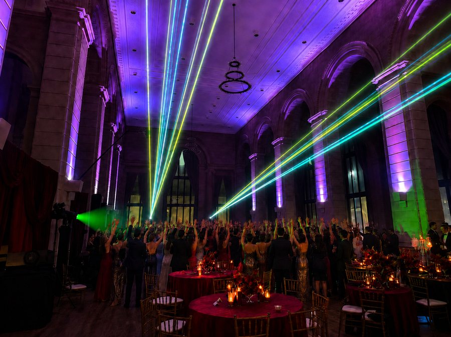 Laser beams sweeping over a packed reception